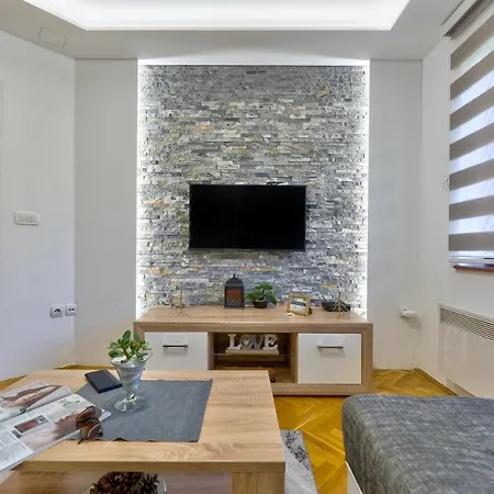 Apartment 4s Apartman