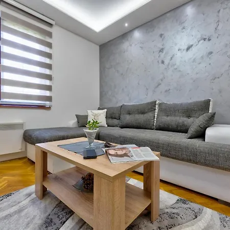 4s Apartman *